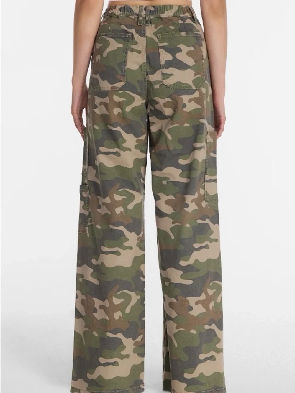 Wide Leg Camouflage Cargo Pants - Green Camo WALMART Viral camo pants sz4-6 Smal - Picture 4 of 7